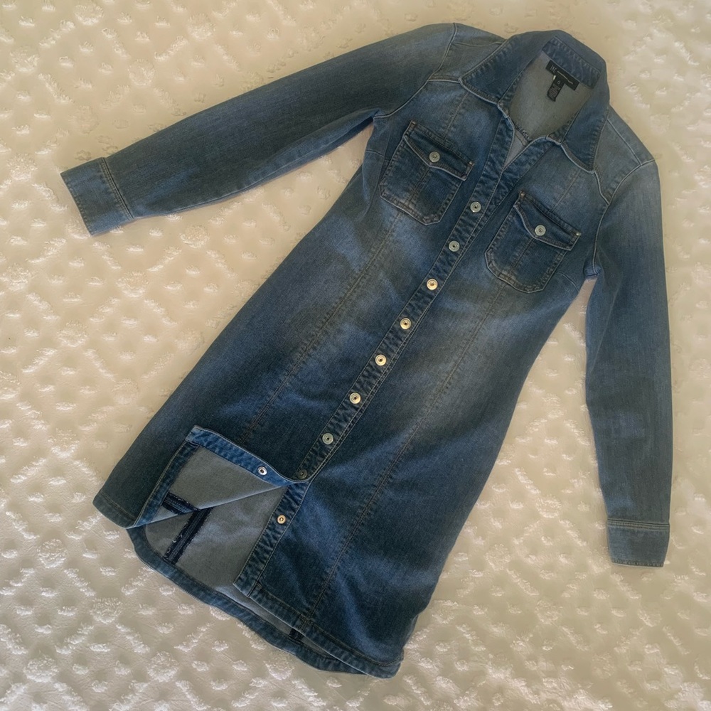 INC denim dress size 6 long sleeves midi length snap closures.